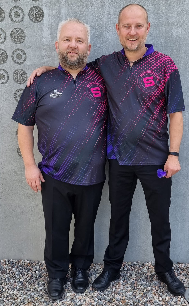 CLOTHING- WE DELIVERS A LOT OF DARTSHIRTS FOR PLAYERS & CLUBS. CLICK ON THE PICTURE